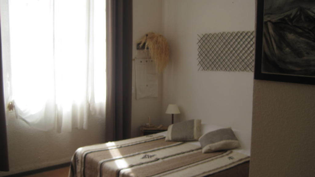 La Trobada Hotel Escaro Bilik gambar