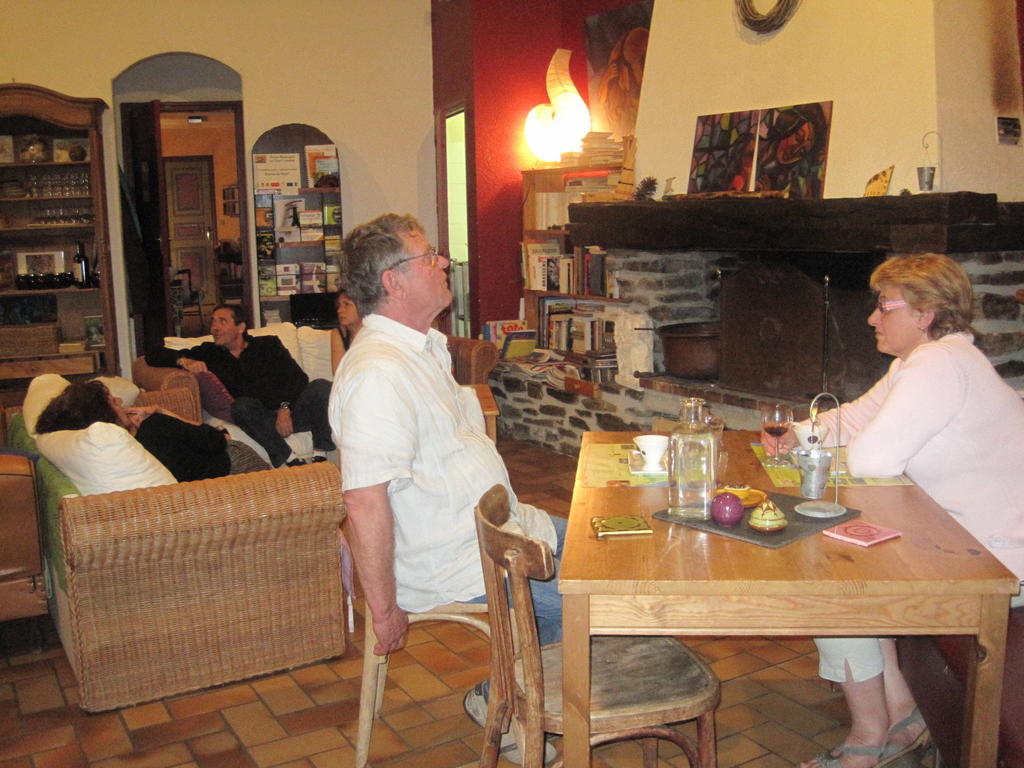 La Trobada Hotel Escaro Luaran gambar
